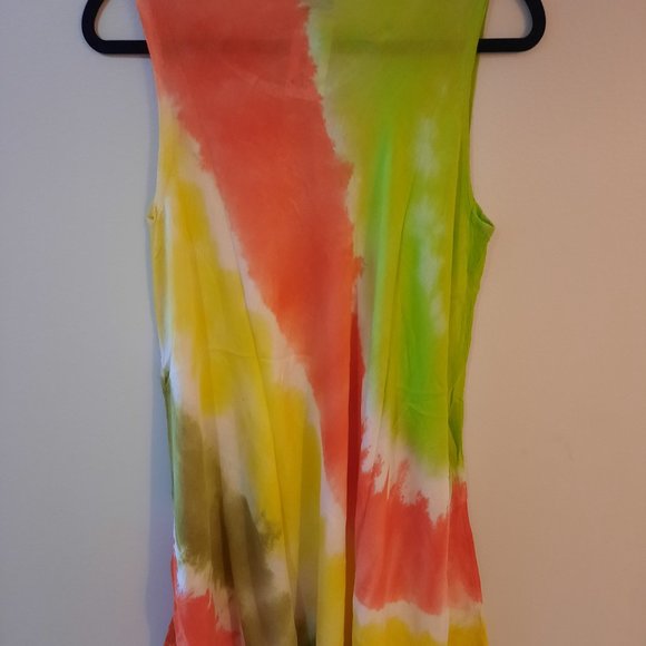 Beautiful Summer Dress - Picture 2 of 2